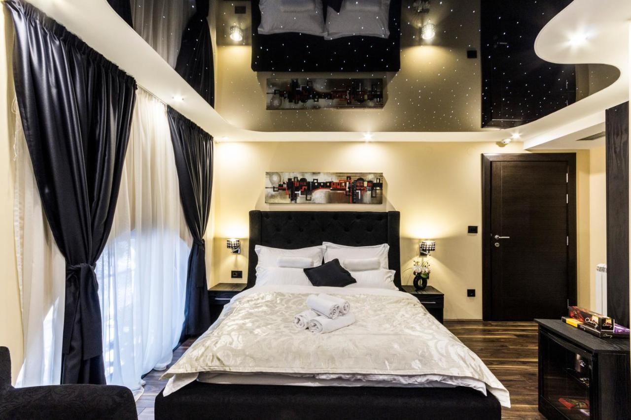 Madison Inn Suites - Wilson'S Square Belgrade Extérieur photo