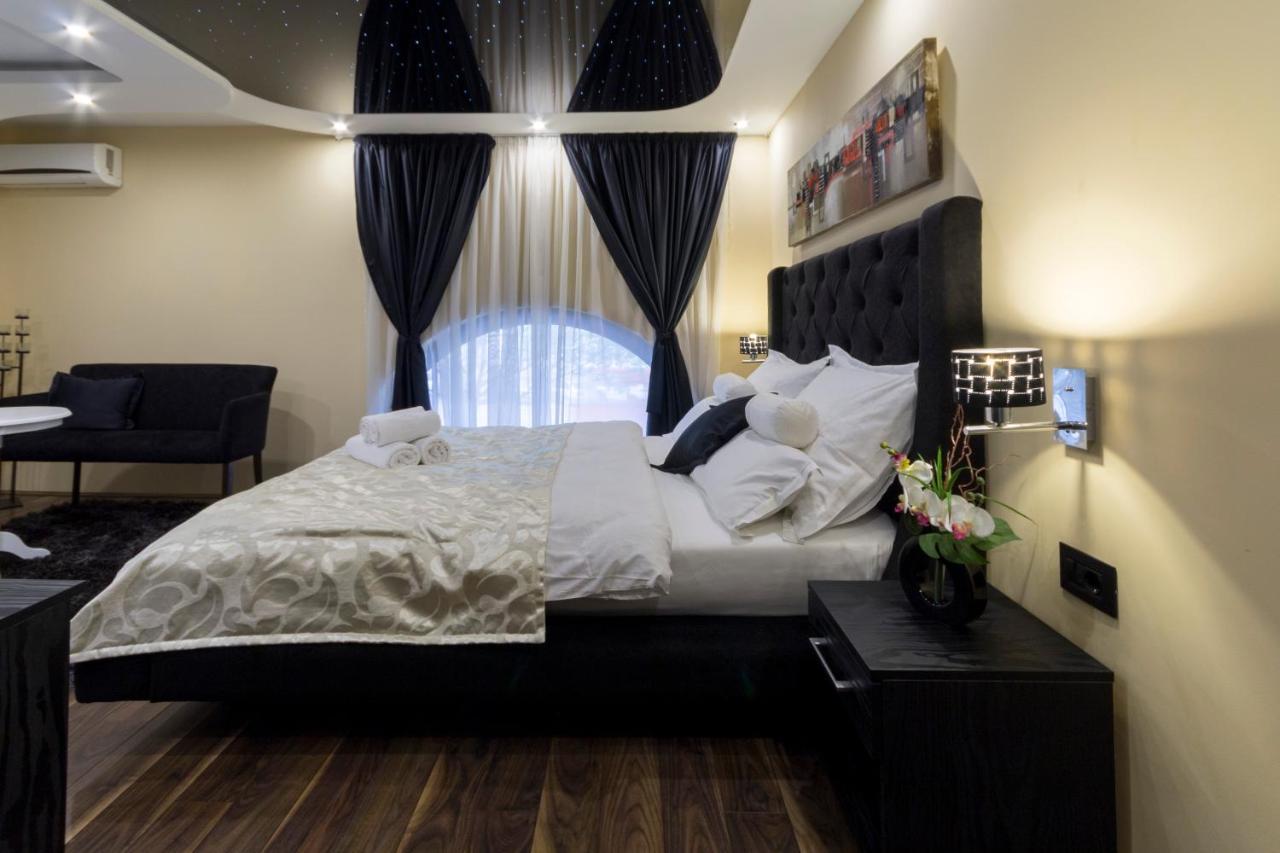 Madison Inn Suites - Wilson'S Square Belgrade Extérieur photo