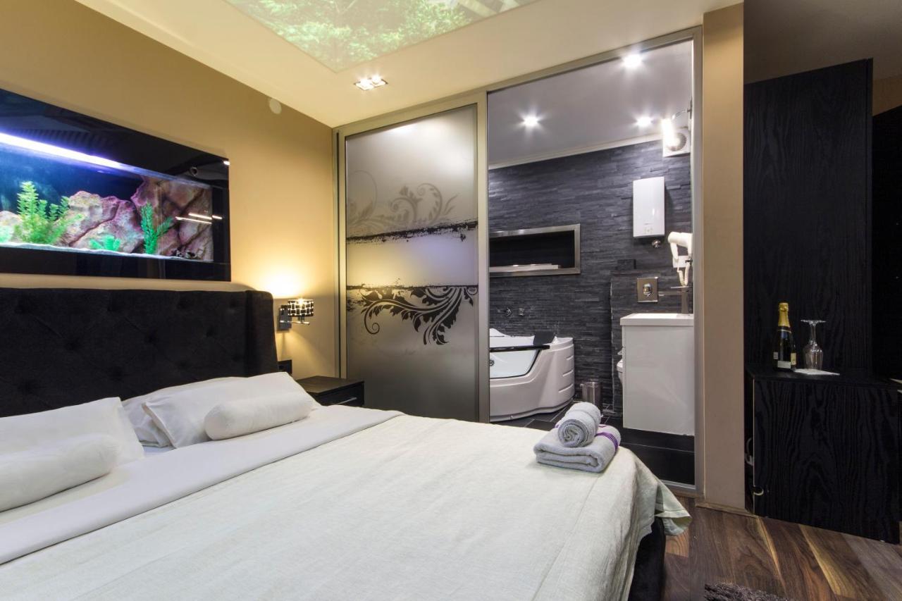 Madison Inn Suites - Wilson'S Square Belgrade Extérieur photo